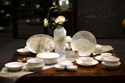 湖南陶瓷产业集群转型升级 龙头企业身怀绝技勇立潮头